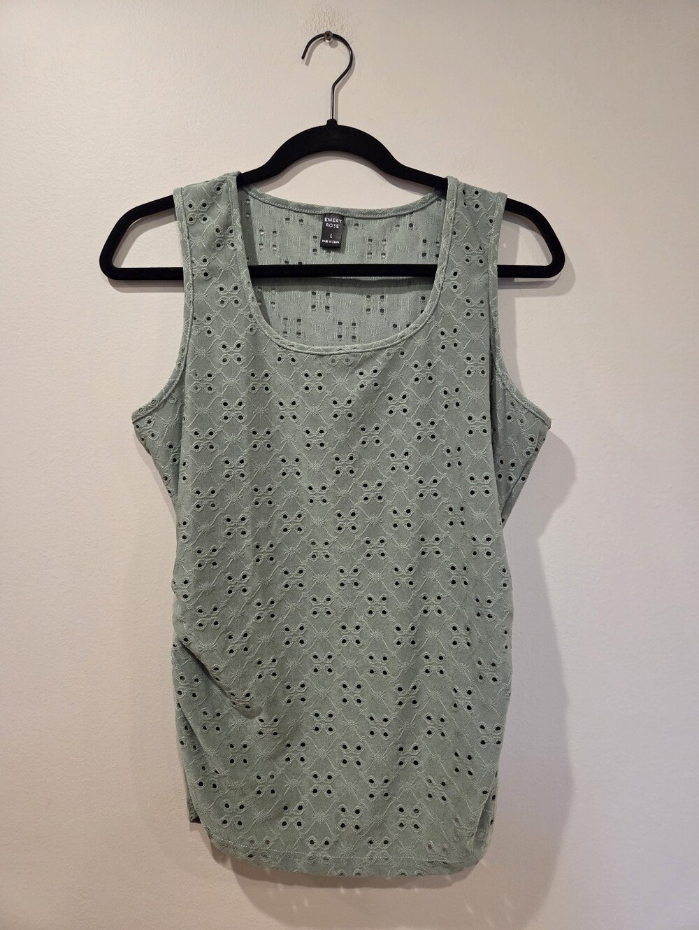 EMERY ROSE Eyelet Embroidery Tank